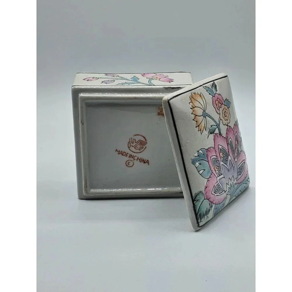 Vintage Hand Painted Trinket Box  WBI 1970s - Picture 7 of 11